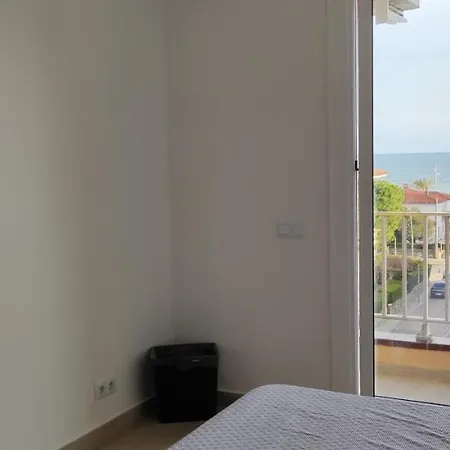Apartment Acogedor Estudio En La Playa, Con Vistas Al Mar, Y Piscina Comunitaria Sant Salvador